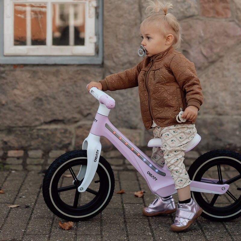 Chanty Go Pink Løbecykel | Med integrert lys